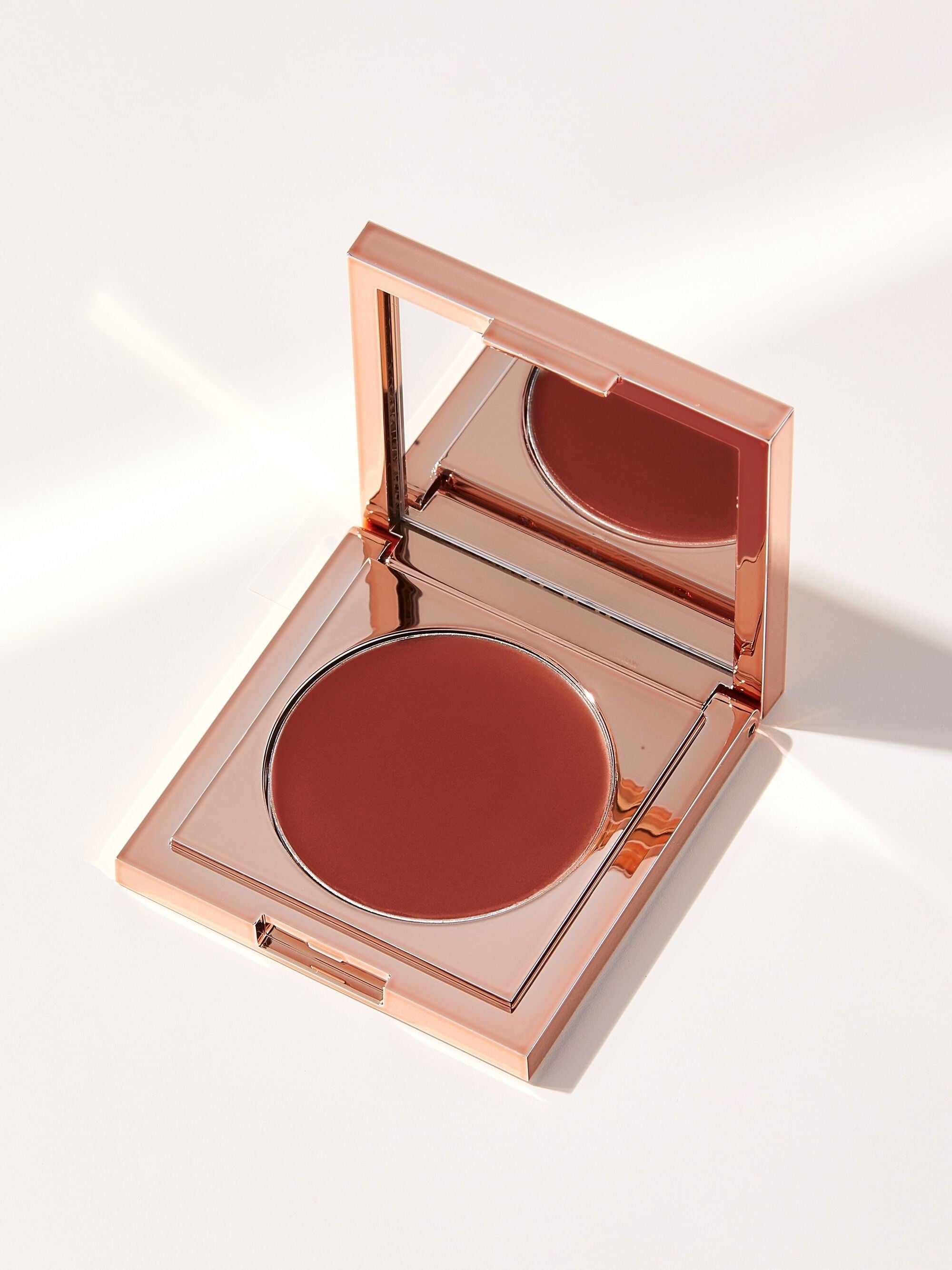 CC undereye corrector
